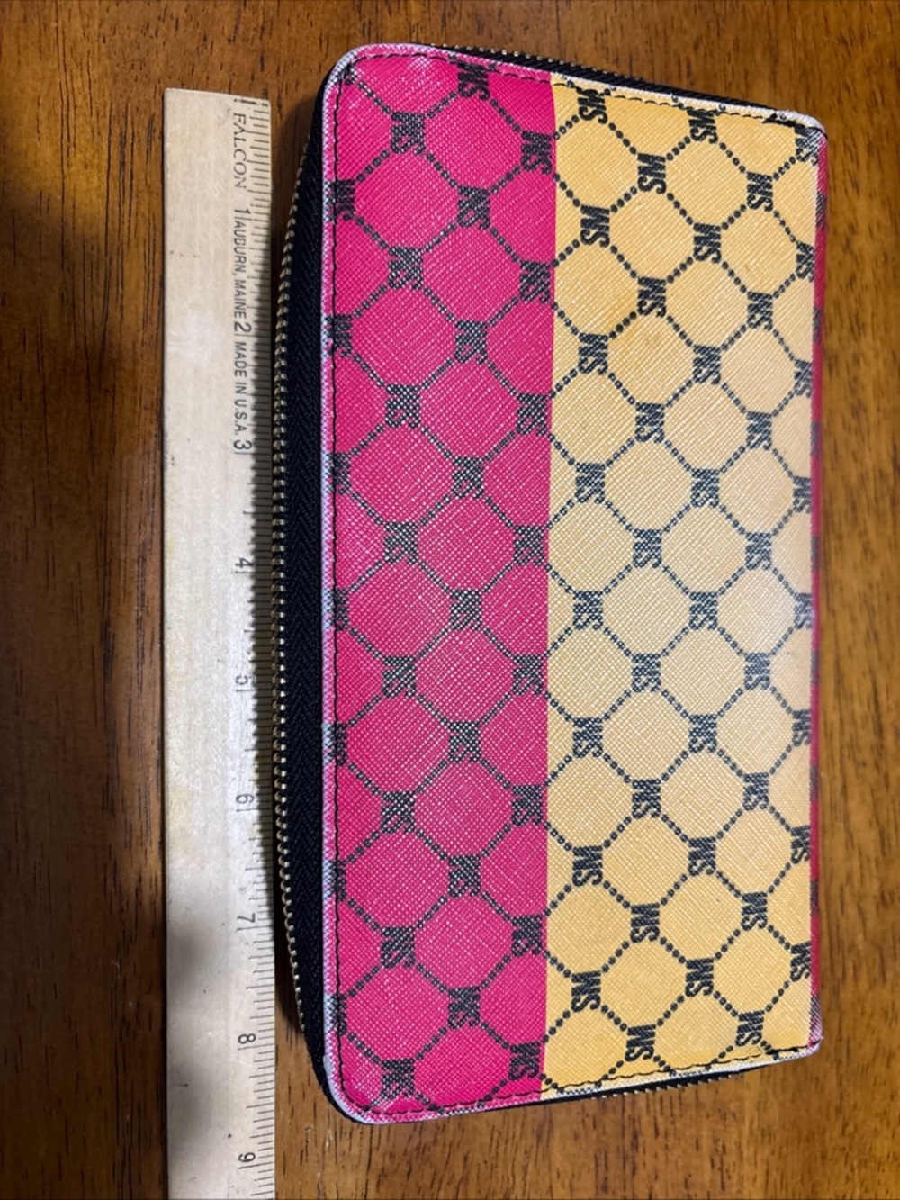 Steve Madden Patterned Zip Wallet - Picture 10 of 14